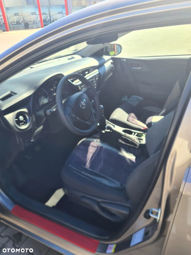 Toyota Auris 1.33 VVT-i Active - 7