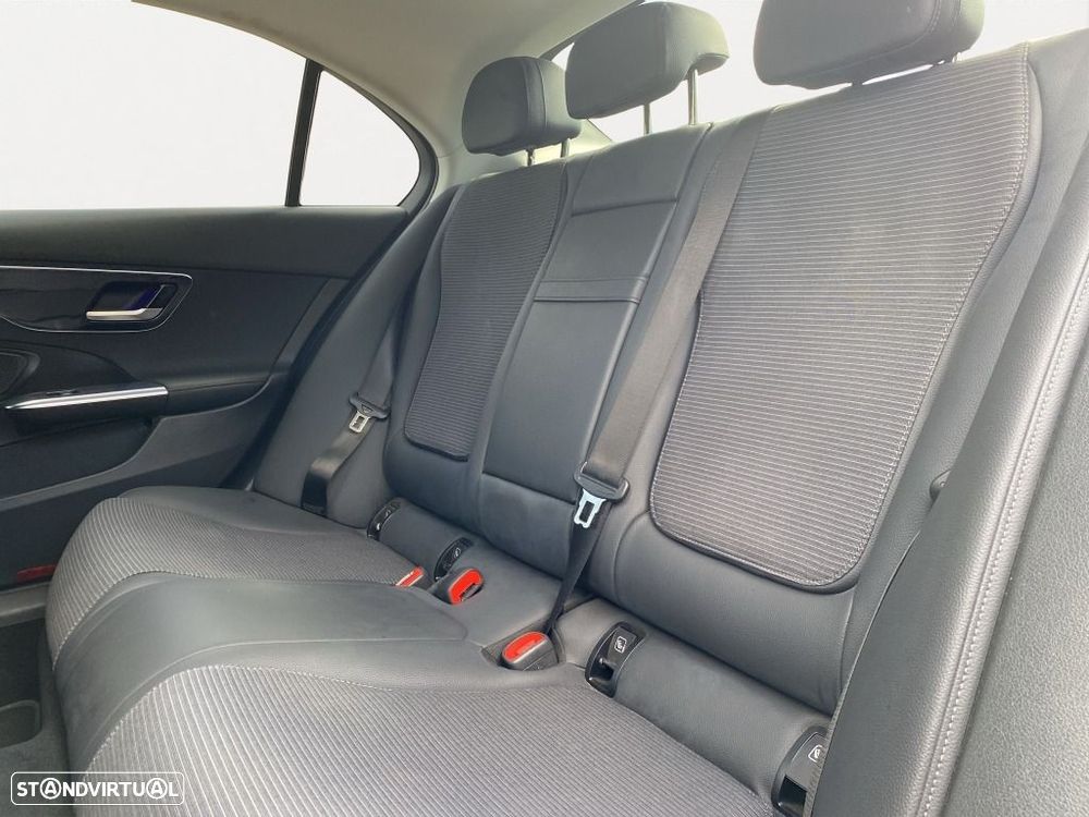 Mercedes-Benz C 300 de Avantgarde - 14