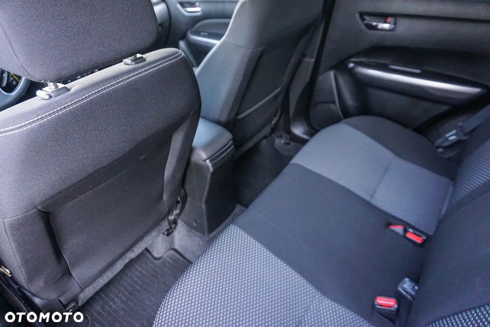 Suzuki Vitara - 26