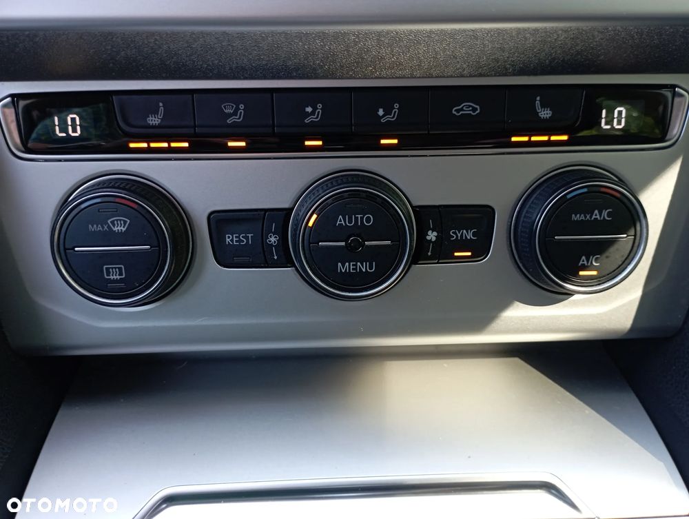 Volkswagen Passat 2.0 TDI BMT Comfortline DSG7 - 14
