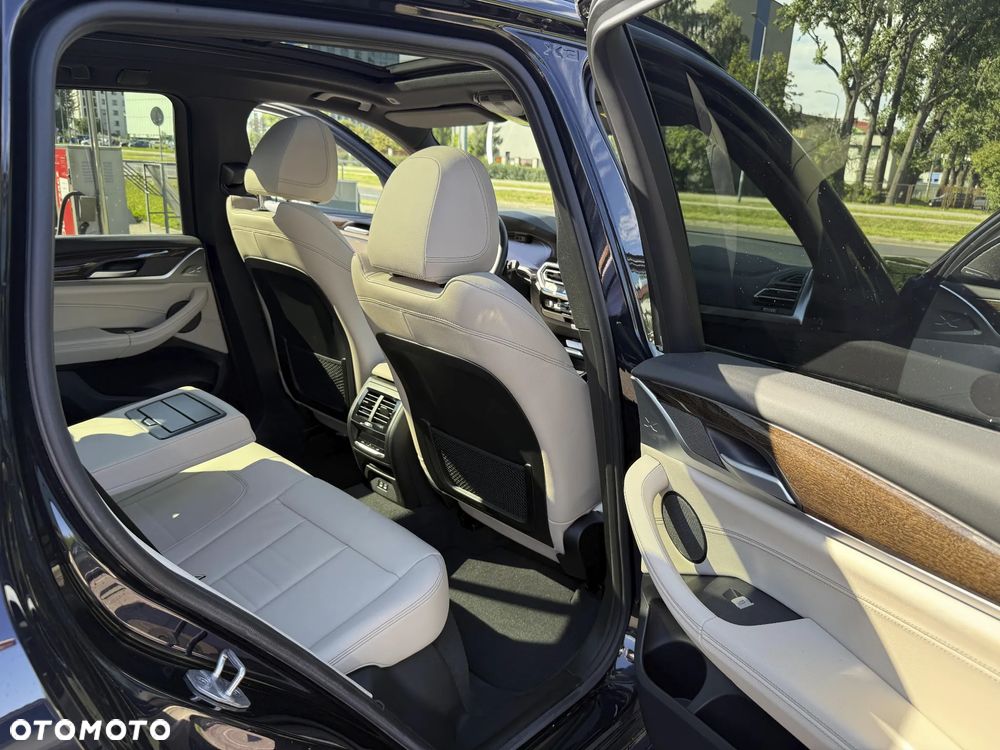 BMW X3 - 12