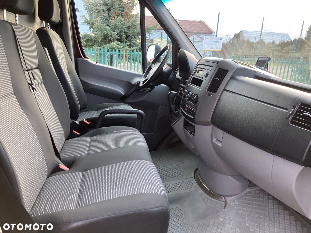 Mercedes-Benz Sprinter - 18