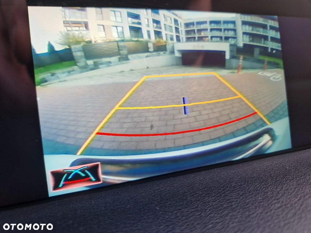 Lexus LC 500 Carbon - 13