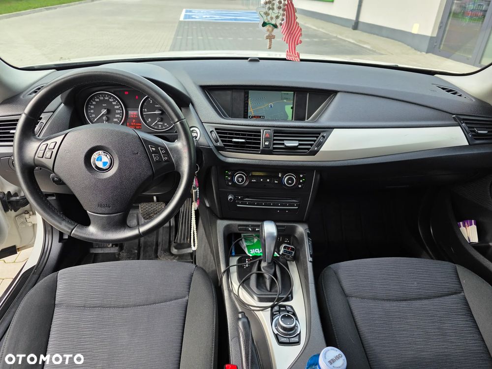 BMW X1 sDrive18d - 8
