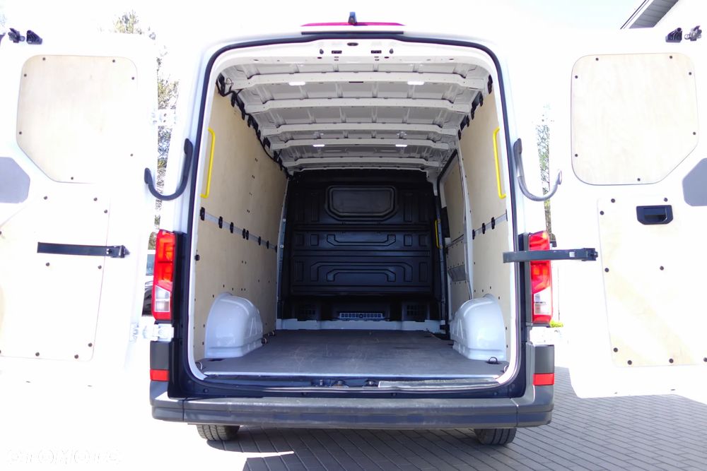 Volkswagen Crafter  Automat 2.0 TDI 140 KM L2H1 Klima Kamera - 13