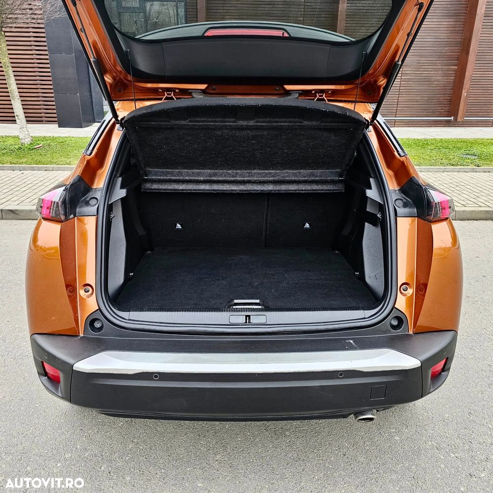 Peugeot 2008 BlueHDi 130 EAT8 GT Pack - 16