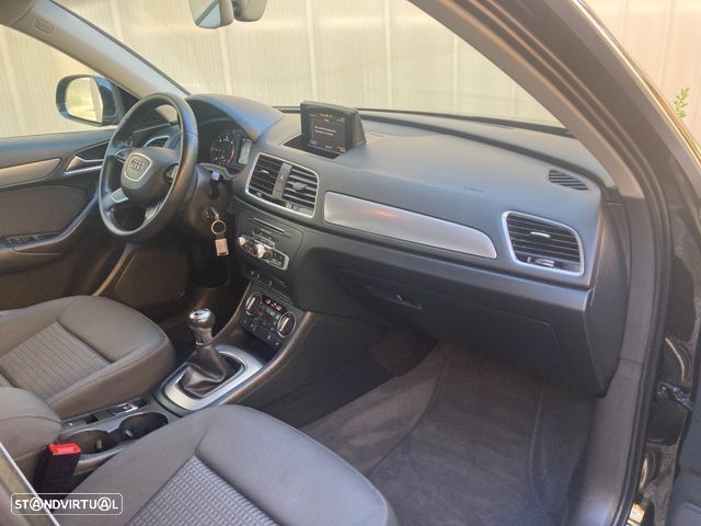 Audi Q3 2.0 TDI Design - 31