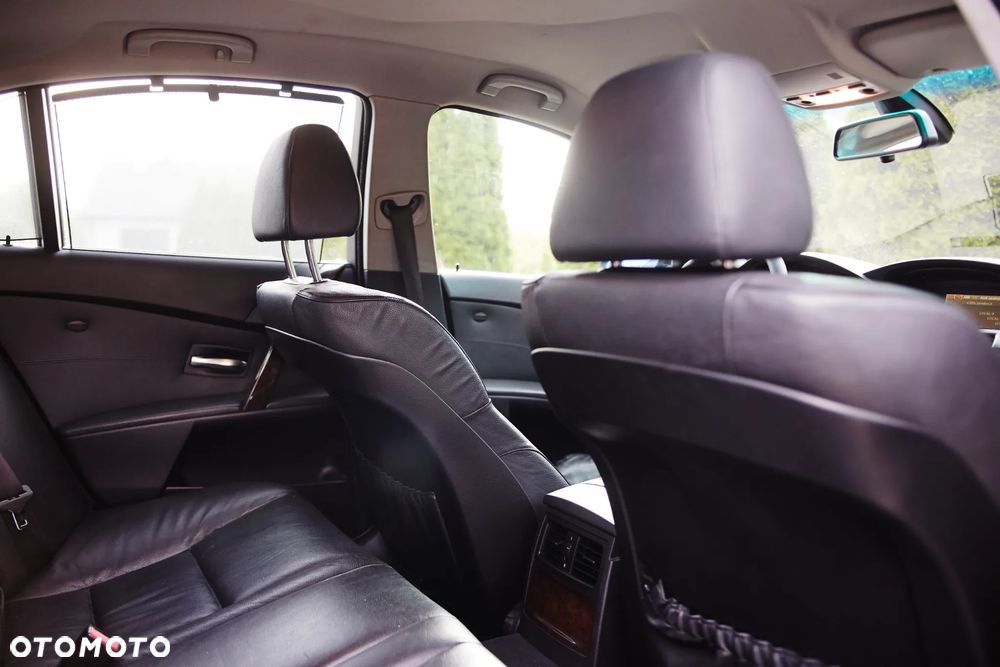 BMW Seria 5 - 24