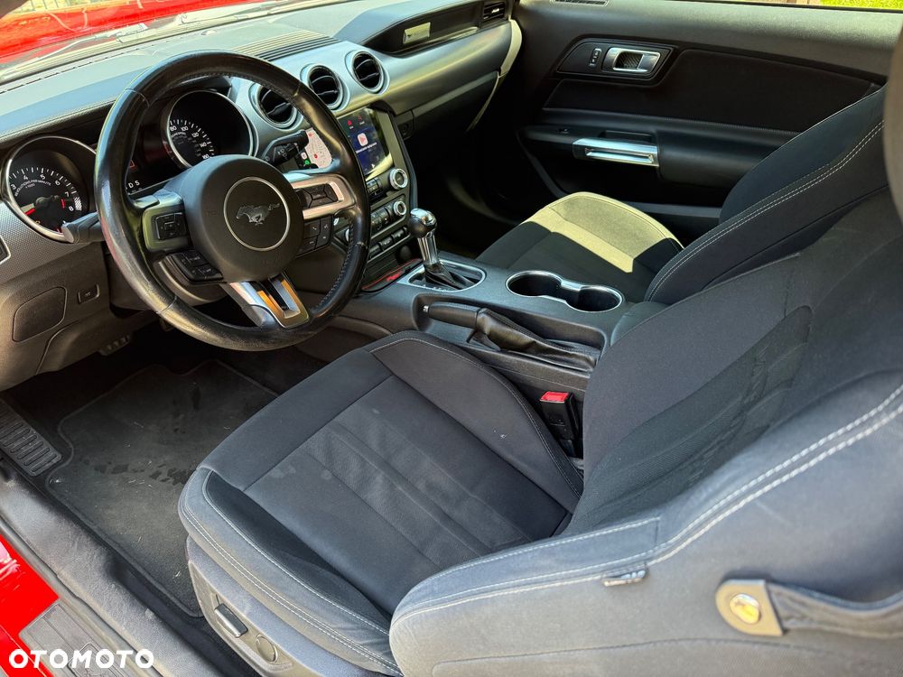 Ford Mustang 5.0 V8 GT - 8
