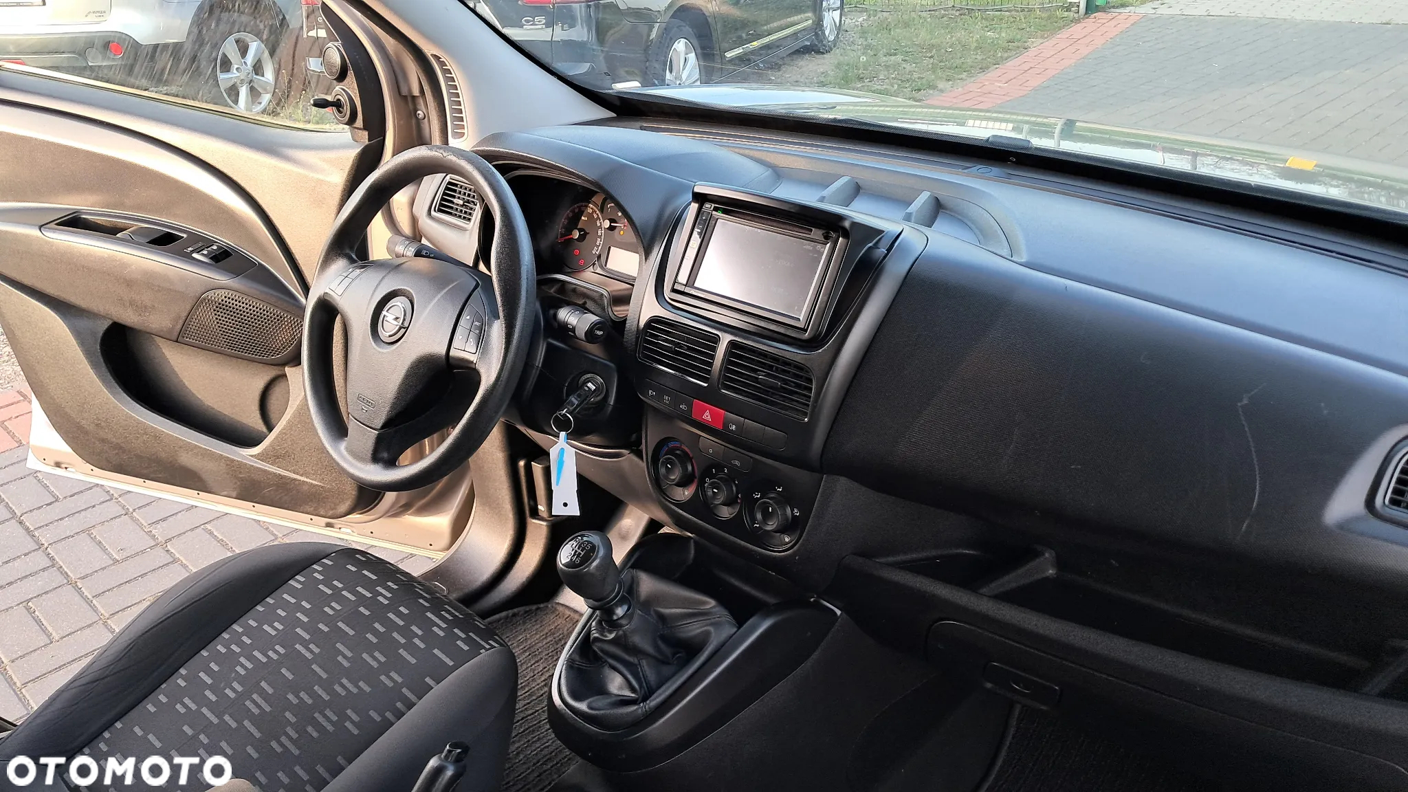 Opel Combo - 14