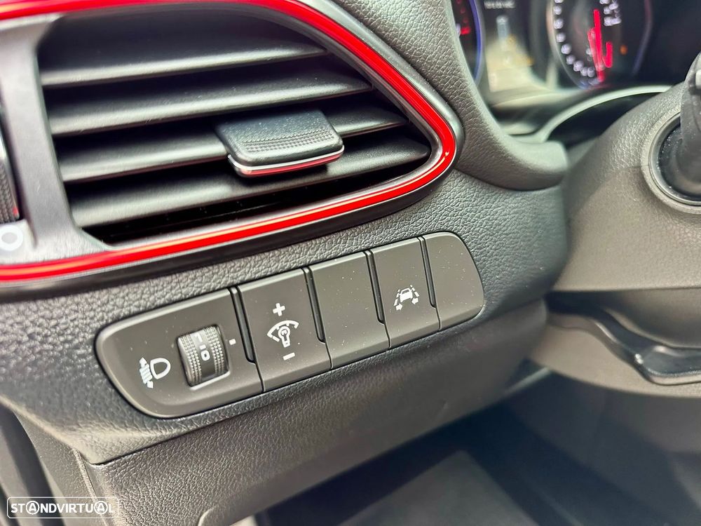Hyundai i30 2.0 T-GDI N Performance - 10
