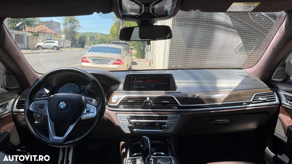 BMW Seria 7 750d xDrive - 14