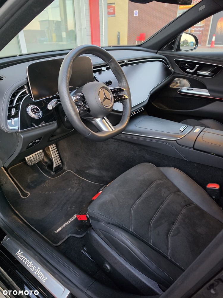 Mercedes-Benz Klasa E 220 d mHEV 4-Matic AMG 9G-Tronic - 15