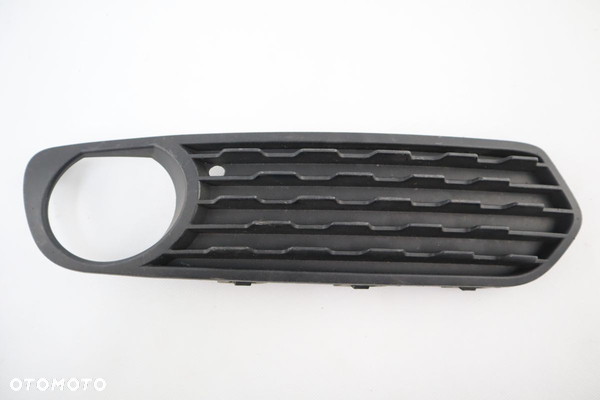 KRATKA ZDERZAKA PRAWA BOCZNA ATRAPA BMW 1 F20 F21 51117245870