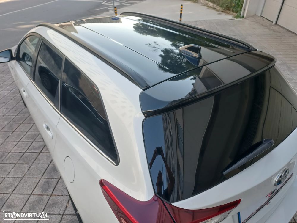Toyota Auris Touring Sports 1.8 HSD Exclusive +TSS+Navi - 10