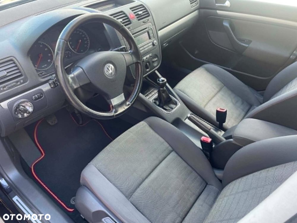 Volkswagen Golf - 7