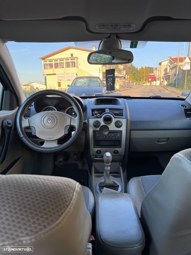 Renault Mégane Break 1.9 dCi C Privilége - 8