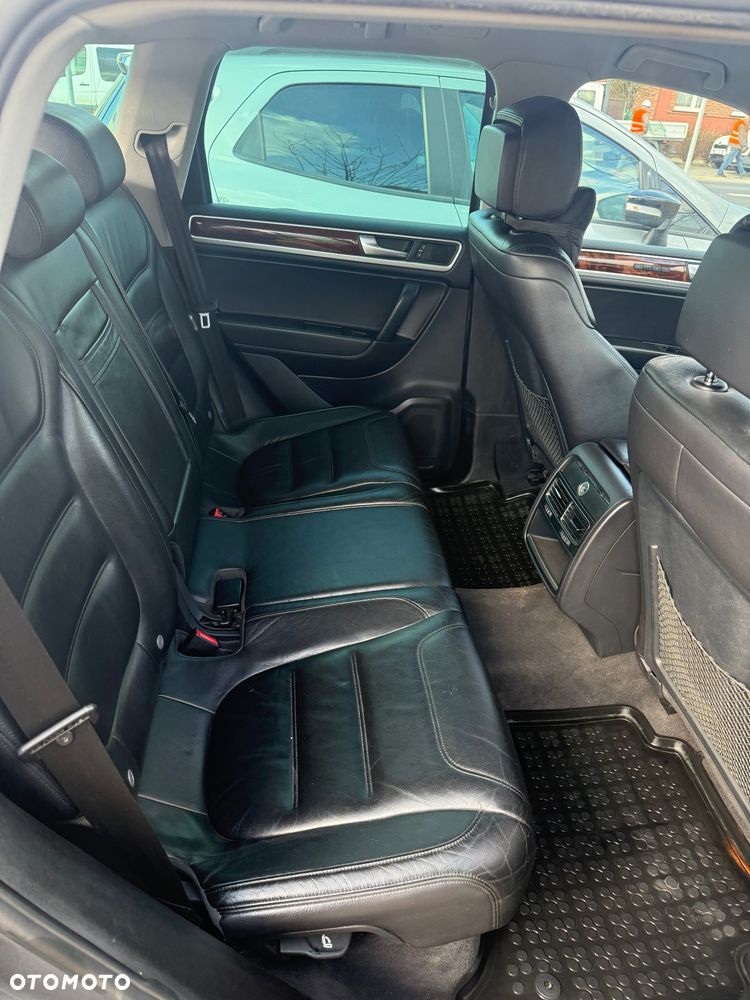 Volkswagen Touareg 3.0 V6 TDI BMT - 20