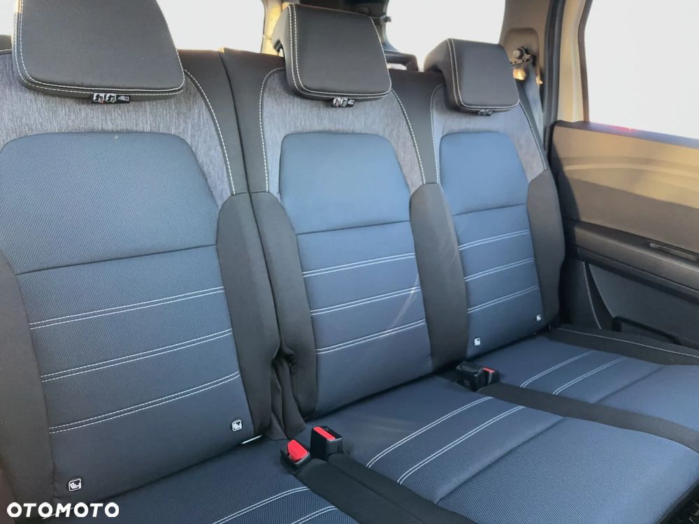 Dacia Jogger 1.8 Full Hybrid 155 Journey MMT 7os - 16