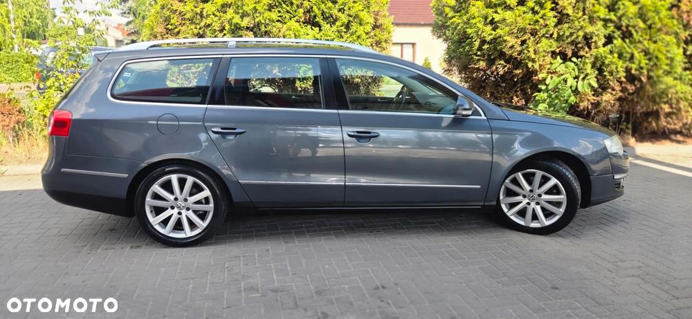 Volkswagen Passat 2.0 TDI Highline - 17