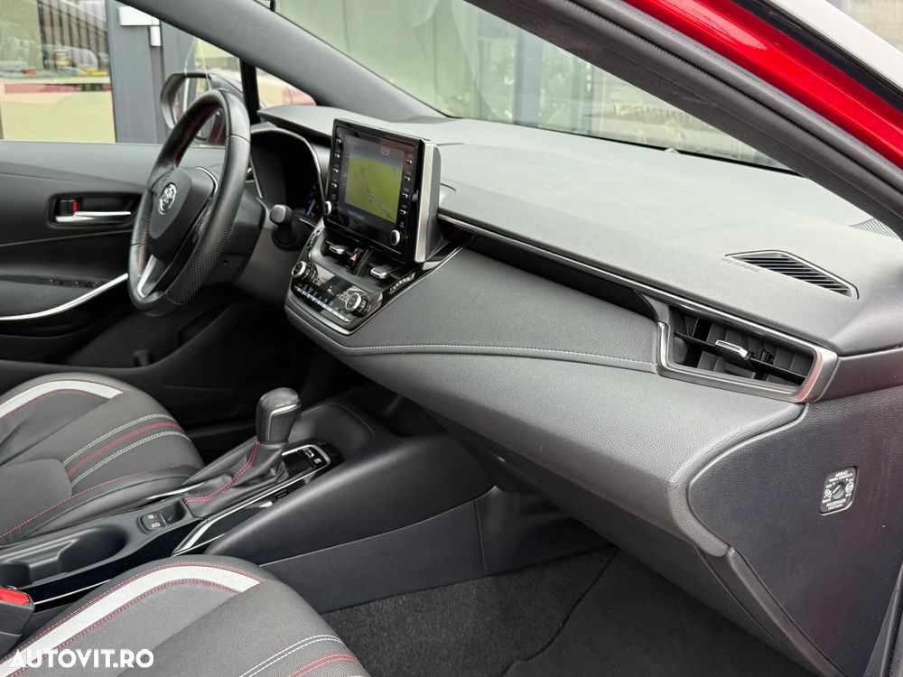 Toyota Corolla 1.8 HSD Dynamic GR Sport - 14