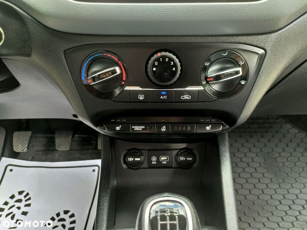 Hyundai i20 - 20