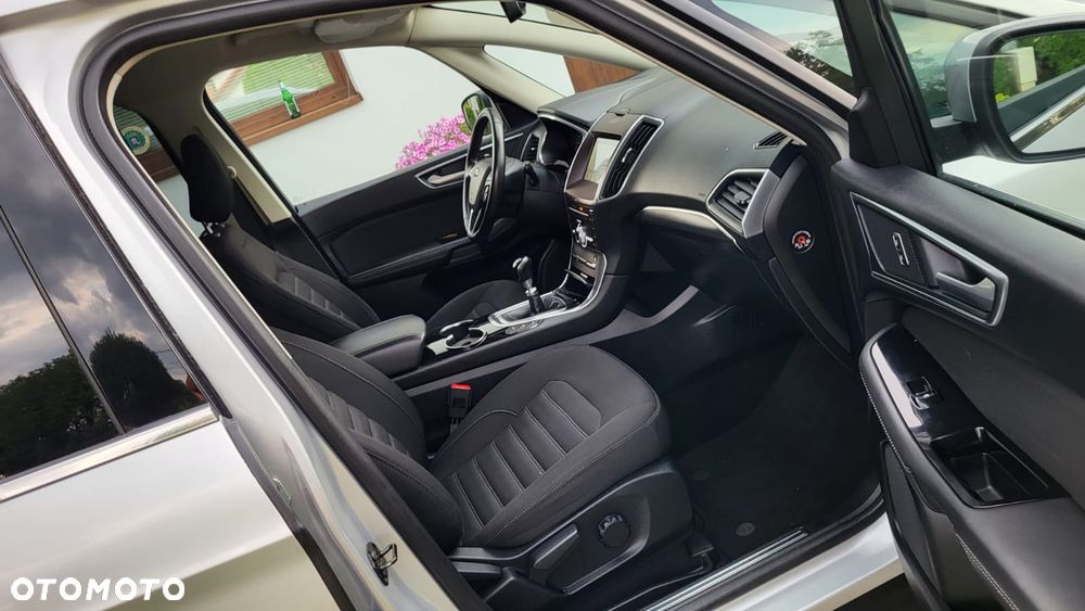 Ford Galaxy 2.0 TDCi Titanium - 34