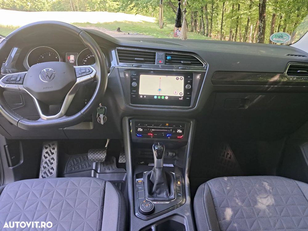 Volkswagen Tiguan 2.0 TDI SCR 4MOTION DSG Life - 12