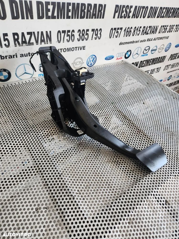 Pedala Frana Cutie Automata Bmw G20 G21 G22 G23 G26 G28 G29 G42 M2 M3 M4 Cod 6889820 Volan Stanga Dezmembrez Bmw B58B30B - Dezmembrari Arad - 1