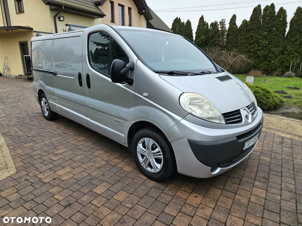 Renault Trafic - 1
