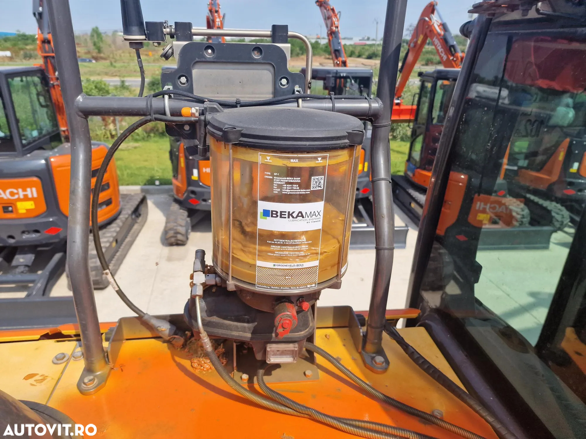 Hitachi ZX250LCN-6, 27,1t, 10.139h, cupa NOUA 1,55mc-76.900 EUR+Tva, gresare automata, Instalatia hdr de picon, inst hidr rotire atasament, lant 80%, camera spate si lateral, pregatire 3D, SUPER INTRETINUT-posibilitate leasing-PROMOTIE 76900 EUR+Tva - 39