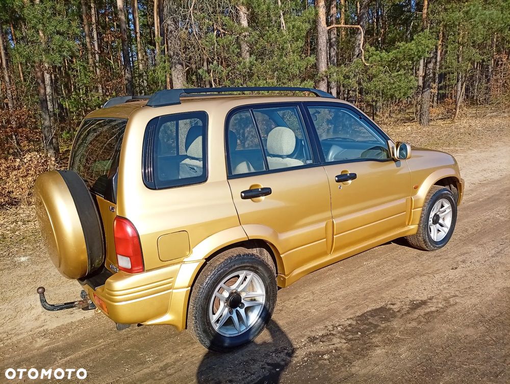 Suzuki Grand Vitara - 3
