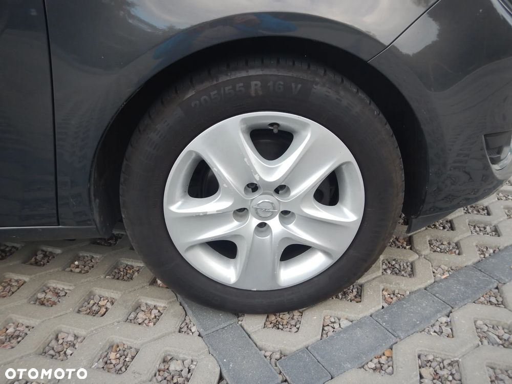 Opel Meriva 1.4 T Cosmo - 22
