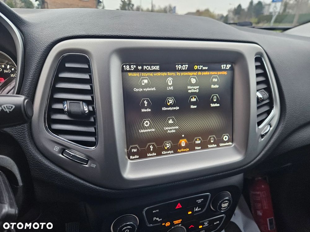 Jeep Compass 1.4 TMair Longitude FWD S&S - 19