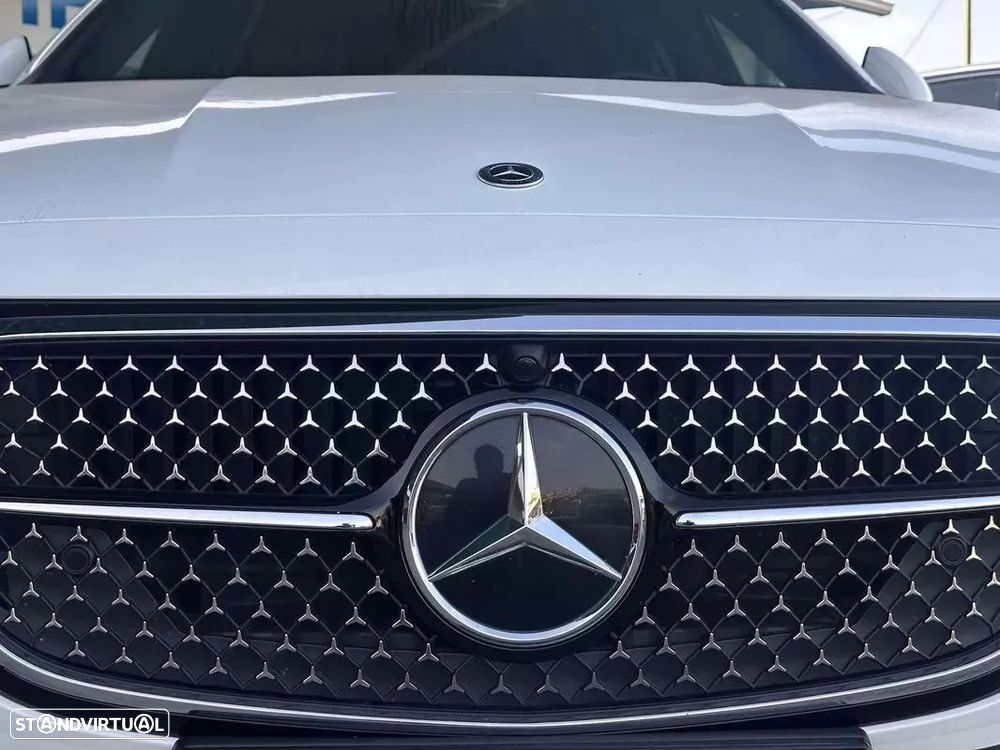 Mercedes-Benz E 300 de - 12