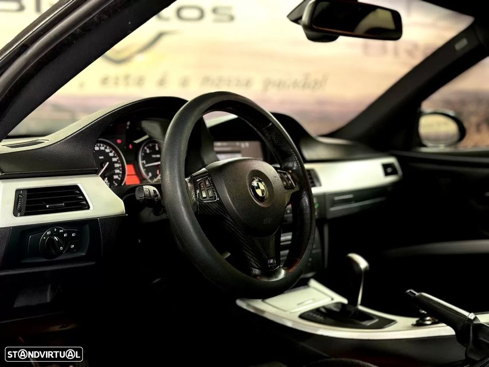 BMW 320 d Coupe Auto - 15