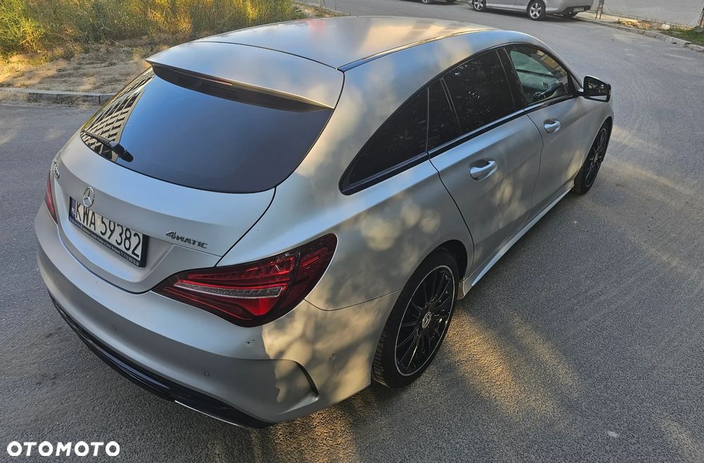 Mercedes-Benz CLA 220 4-Matic AMG Line - 10