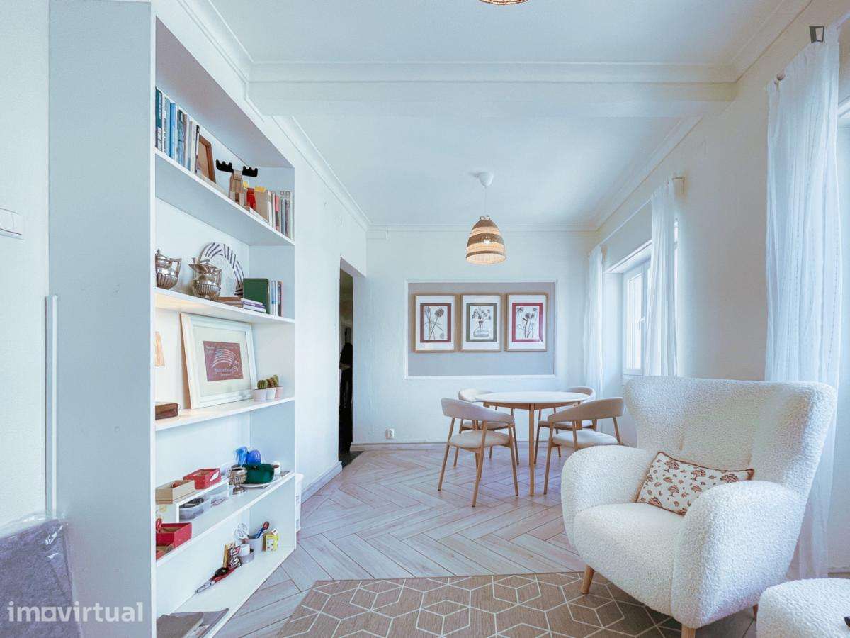 Apartamento com 4 quartos - localizado em Picoas Lisbon - Grande imagem: 2/33