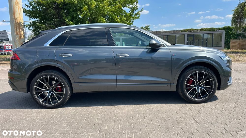 Audi Q8 - 5