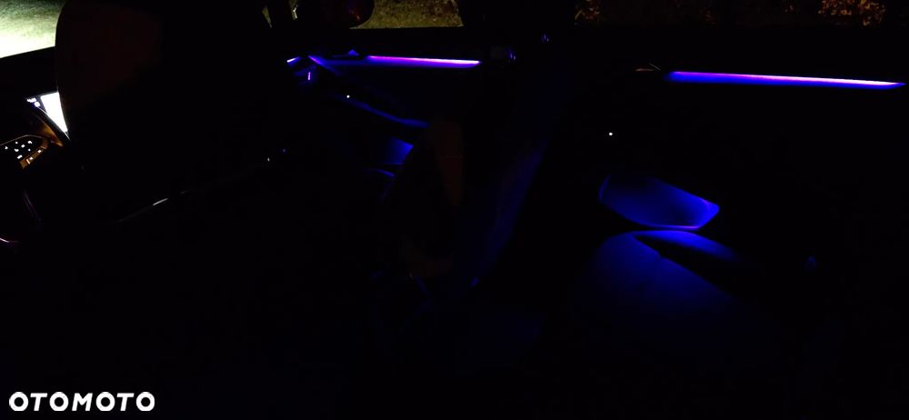 Volkswagen Golf 2.0 TDI Life - 12