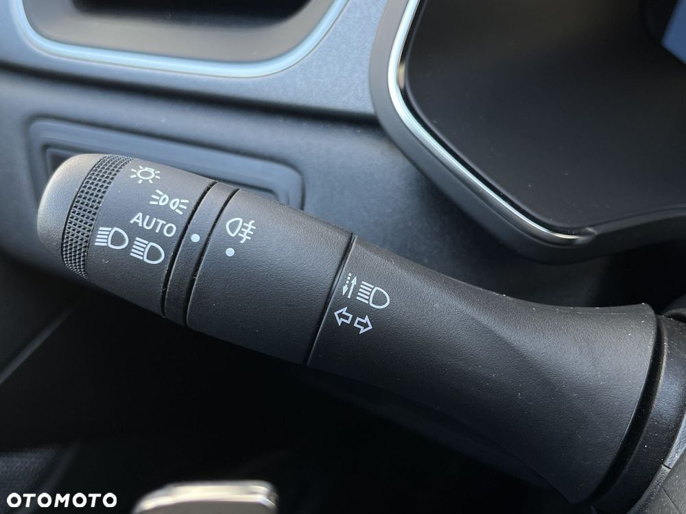 Renault Captur 1.3 TCe mHEV Techno EDC - 20