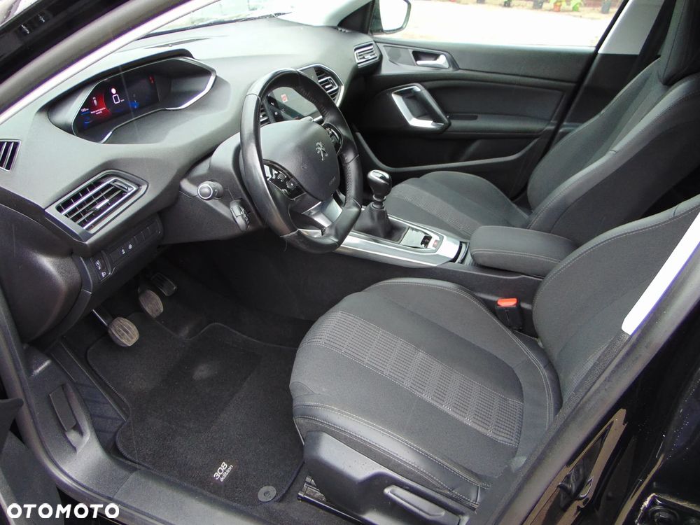 Peugeot 308 1.2 PureTech Active Pack S&S - 3