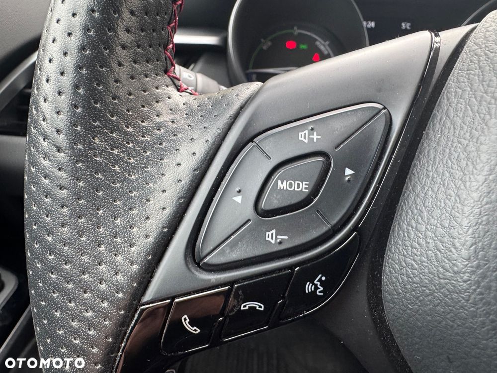 Toyota C-HR 2.0 Hybrid GR Sport - 26