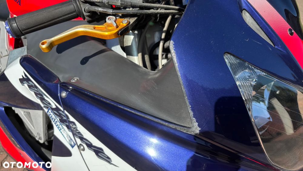 Honda CBR - 6