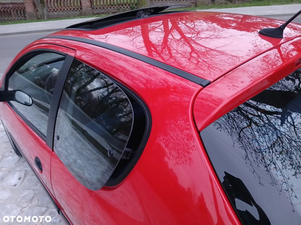 Peugeot 206 - 15