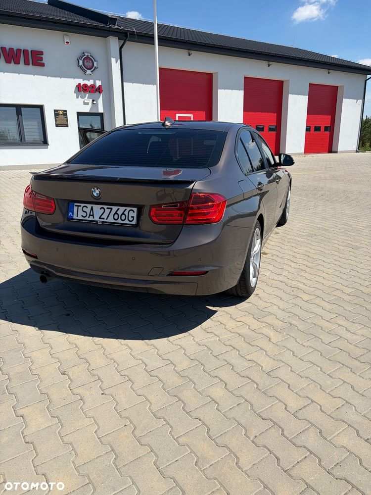 BMW Seria 3 318d Modern Line - 6