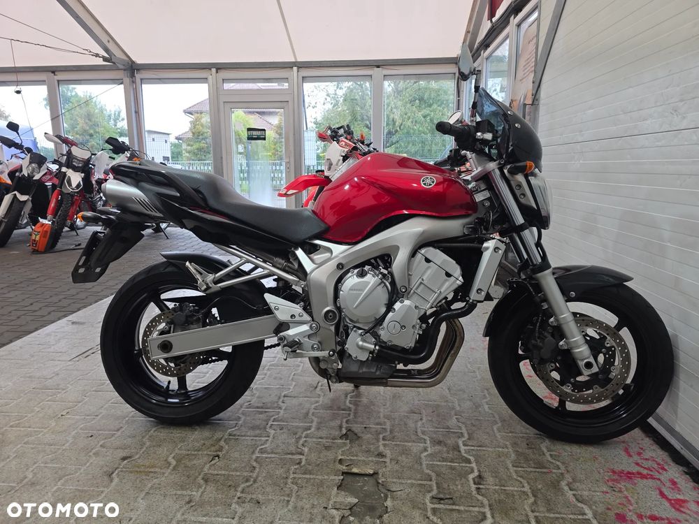 Yamaha FZ - 21