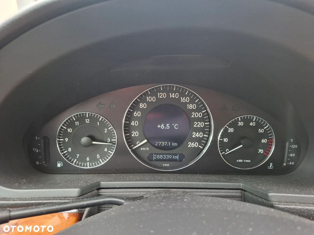 Mercedes-Benz Klasa E - 4