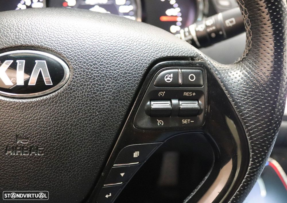 Kia Ceed SW 1.6 CRDi GT Line - 17