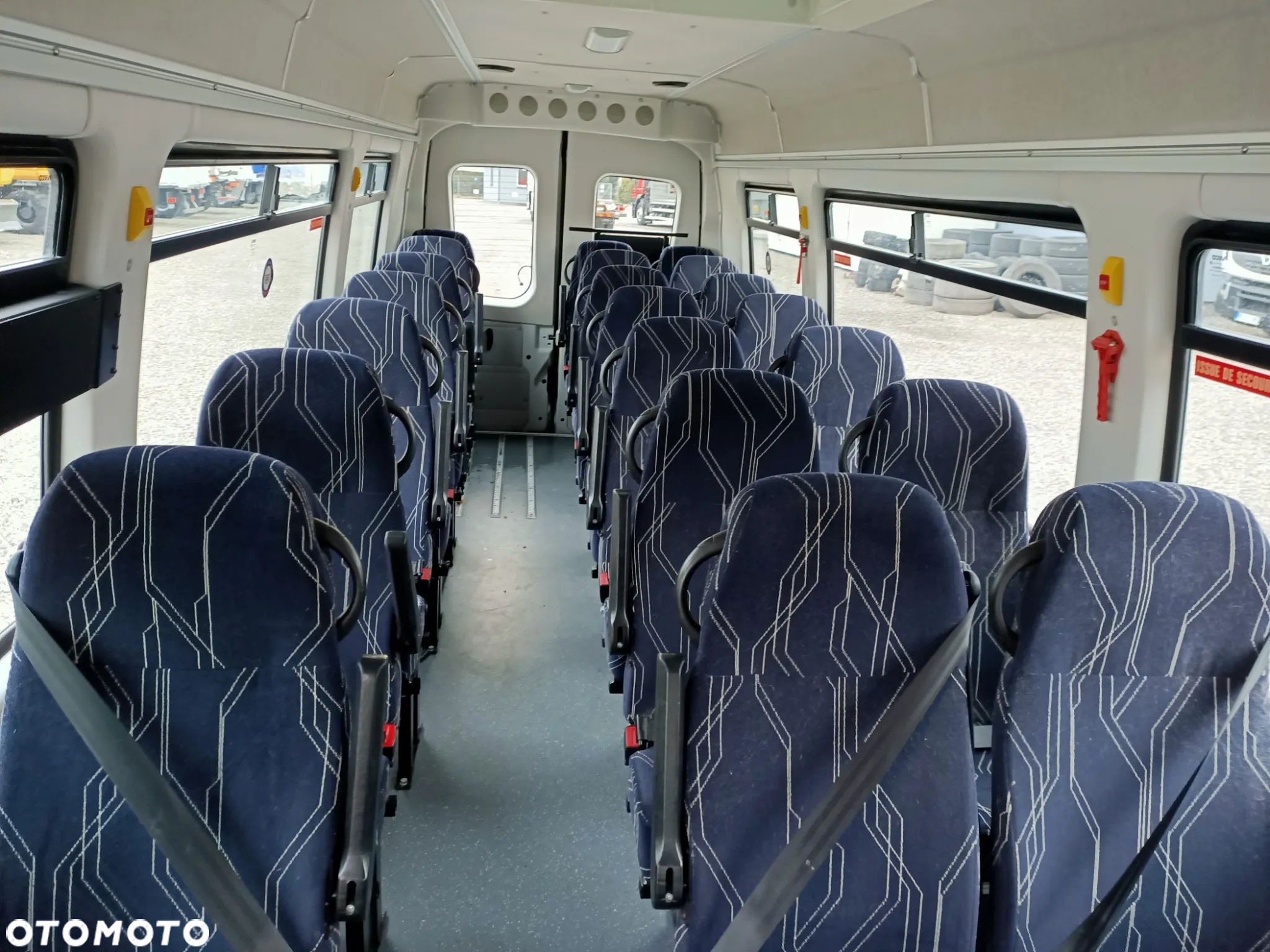 Iveco Daily Line 60C17 24 Osobowy - 18